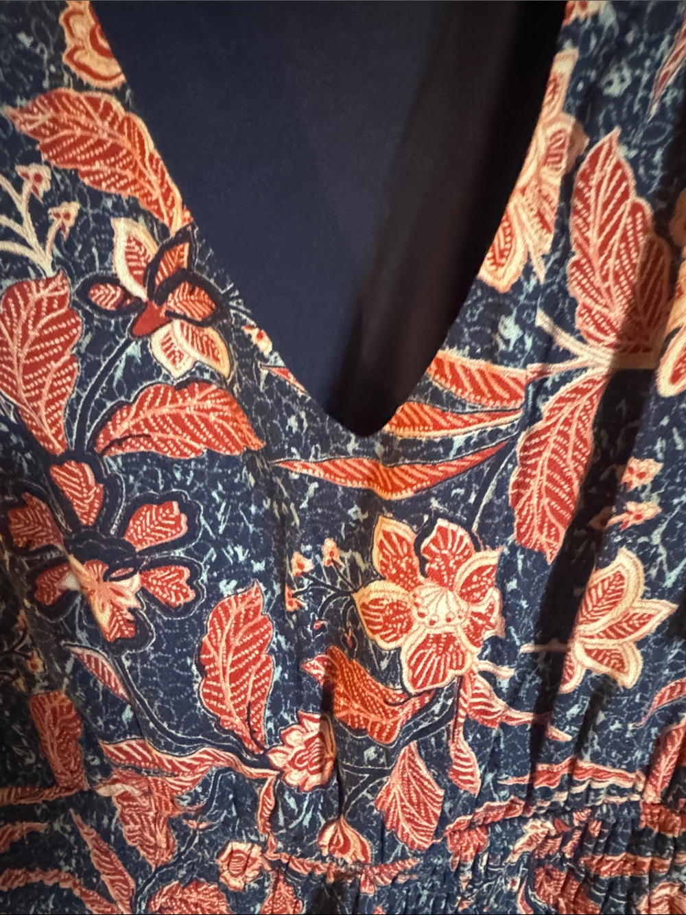 Maurices Navy and Coral Floral V-Neck Midi Dress - Picture 4 of 5